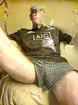 Snapshot of eddouxxx78 chatting on 02/26/26, 06:51 eddouxxx78 online show from 02/26/26, 06:51