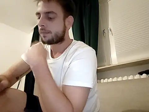 Snapshot of Youngtimer_1997 chatting on 09/17/25, 10:00 Youngtimer 1997 online show from 09/17/25, 10:00