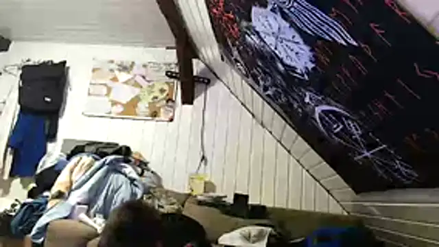 Snapshot of Youngtimer_1997 chatting on 01/15/26, 03:55 Youngtimer 1997 online show from 01/15/26, 03:55