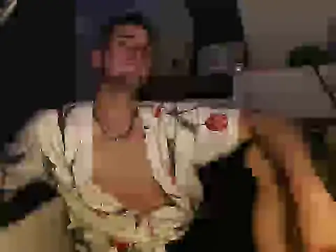 Snapshot of Youngtimer_1997 chatting on 02/26/26, 04:22 Youngtimer 1997 online show from 02/26/26, 04:22