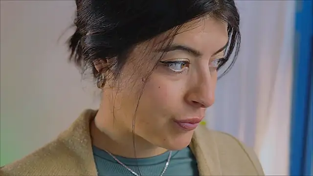 Snapshot of anabelcurvy chatting on 01/29/25, 02:42 anabelcurvy online show from 01/29/25, 02:42