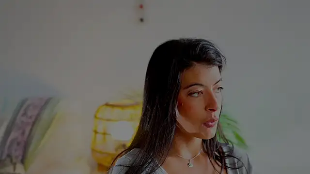 Snapshot of anabelcurvy chatting on 11/24/25, 12:16 anabelcurvy online show from 11/24/25, 12:16