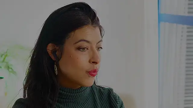 Snapshot of anabelcurvy chatting on 01/12/26, 02:33 anabelcurvy online show from 01/12/26, 02:33