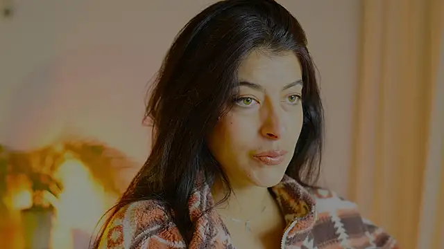 Snapshot of anabelcurvy chatting on 01/18/26, 07:06 anabelcurvy online show from 01/18/26, 07:06