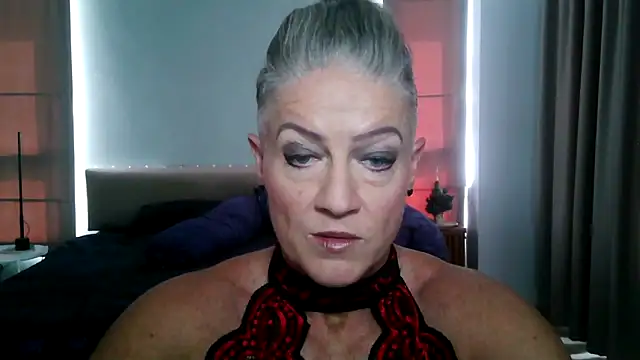 Devon2020 online show from 12/15/25, 08:07