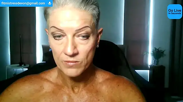 Devon2020 online show from 06/16/26, 04:59