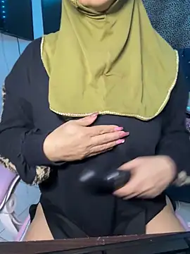 Jameela online show from 05/05/26, 01:46