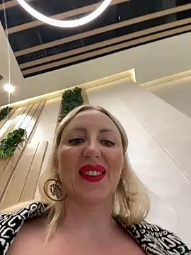 Allys online show from 01/04/25, 02:46