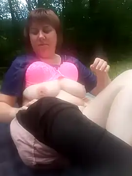 Snapshot of explored_romantic chatting on 06/15/26, 11:23 explored romantic online show from 06/15/26, 11:23