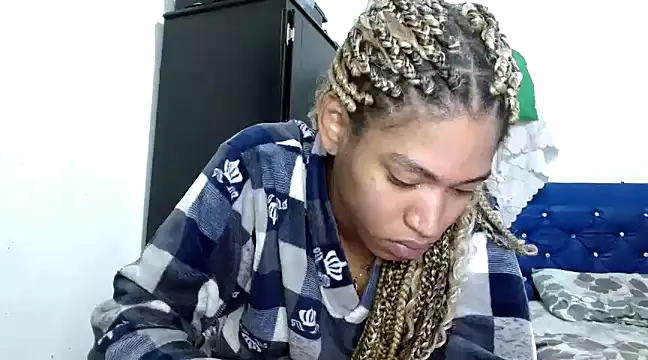 angelamarie1 online show from 01/14/25, 11:31