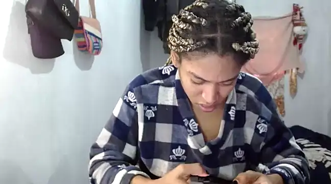 angelamarie1 online show from 02/14/25, 03:05