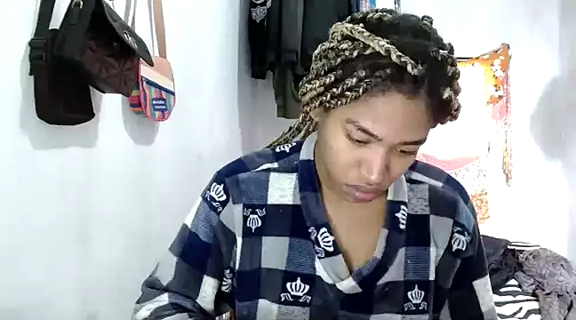 angelamarie1 online show from 02/16/25, 02:54