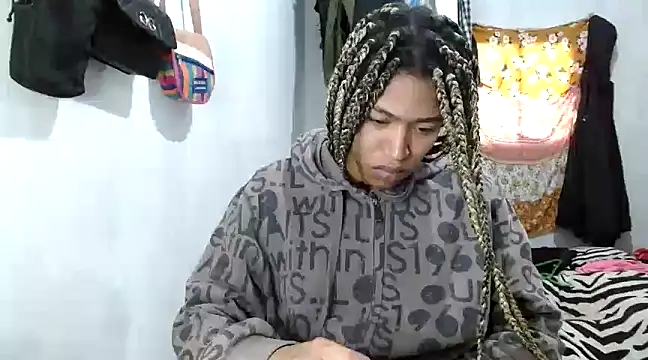 angelamarie1 online show from 02/24/25, 12:37