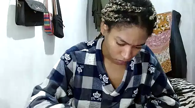 angelamarie1 online show from 03/09/25, 10:19