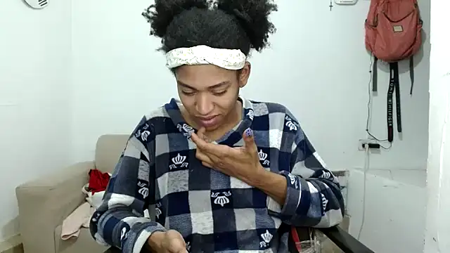 angelamarie1 online show from 11/15/25, 06:22