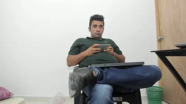 isearchcompany online show from 11/29/25, 01:19