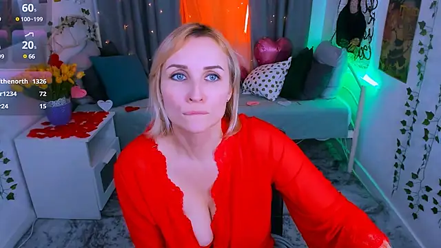 Snapshot of Karinella_x chatting on 02/15/25, 12:37 Karinella x online show from 02/15/25, 12:37