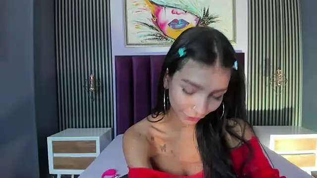 LauraAristizabal online show from 02/12/25, 04:00