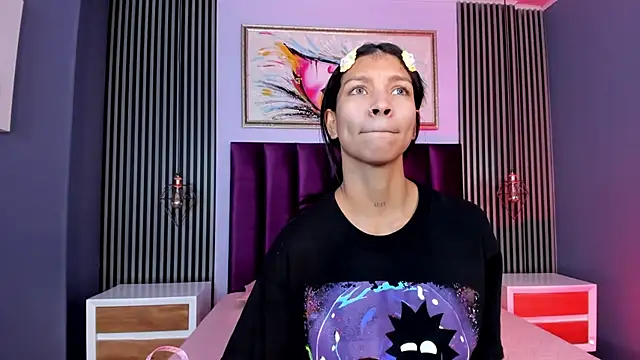 LauraAristizabal online show from 03/12/25, 12:47