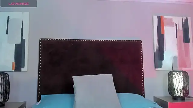 LauraAristizabal online show from 03/13/25, 01:07