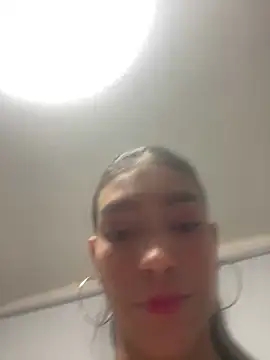 LauraAristizabal online show from 05/07/26, 11:37