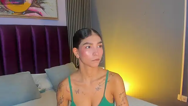 LauraAristizabal online show from 05/16/26, 11:53