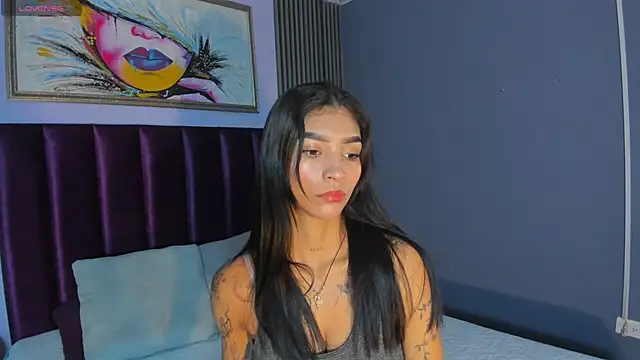 LauraAristizabal online show from 06/25/26, 12:09