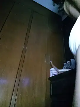 Snapshot of MINI_Petite chatting on 06/25/26, 03:17 MINI Petite online show from 06/25/26, 03:17