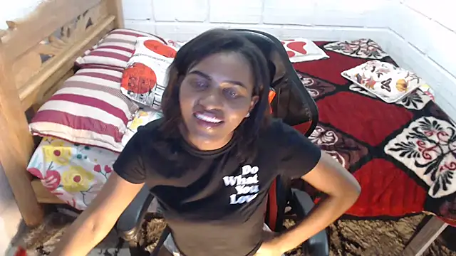 sexyjustin202 online show from 12/19/24, 05:51