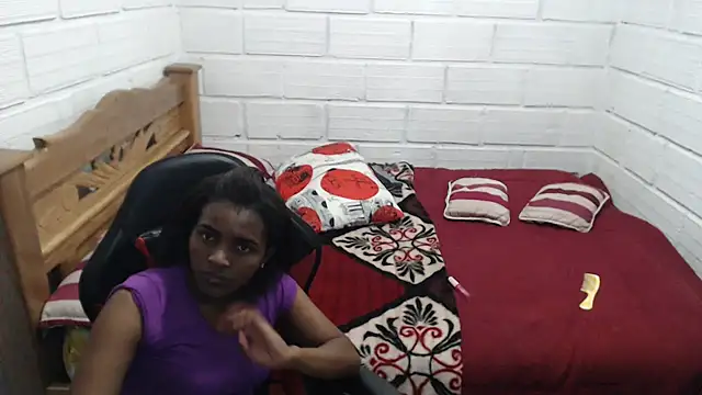 sexyjustin202 online show from 12/20/24, 02:41