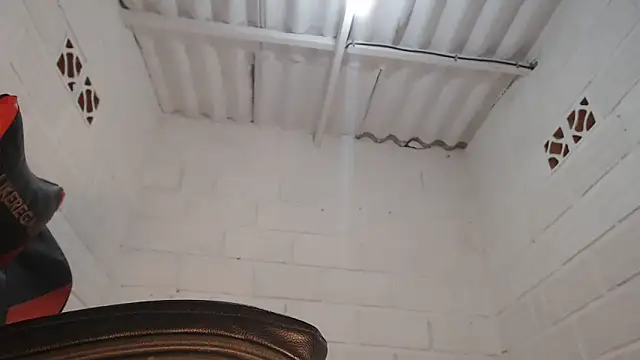 sexyjustin202 online show from 01/19/25, 01:10