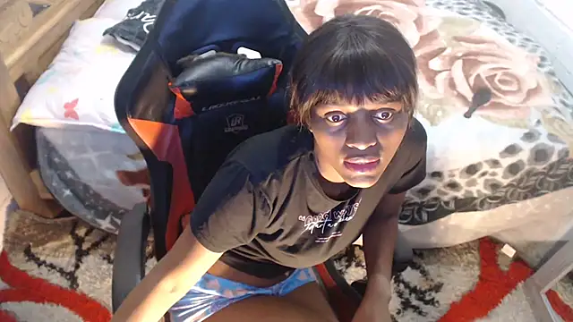 sexyjustin202 online show from 11/12/25, 02:45