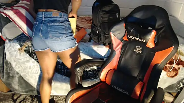 sexyjustin202 online show from 06/16/26, 10:34