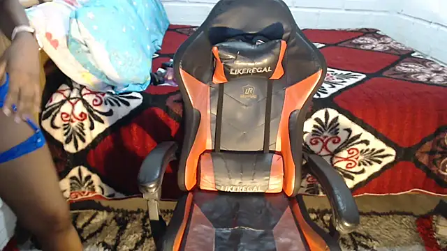 sexyjustin202 online show from 06/27/26, 11:54