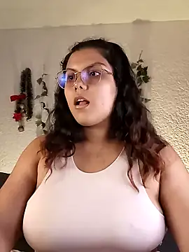 kittylu   online show from 02/06/25, 09:11