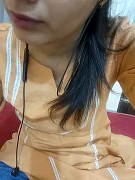 CuteSarikaLIVE online show from 05/21/26, 04:08