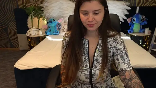 AmellyMilly online show from 10/19/25, 05:30