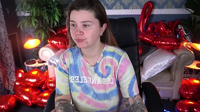 Snapshot of AmellyMilly chatting on 02/06/26, 01:47 AmellyMilly online show from 02/06/26, 01:47