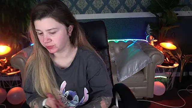 Snapshot of AmellyMilly chatting on 03/08/26, 07:12 AmellyMilly online show from 03/08/26, 07:12