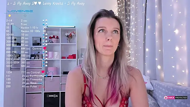 Karamelsw  online show from 02/13/25, 08:55