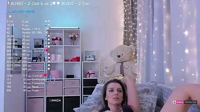 Karamelsw  online show from 02/13/25, 11:58