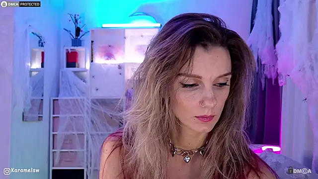 Karamelsw  online show from 11/04/25, 11:04