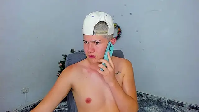 Snapshot of patrik_027 chatting on 12/30/24, 07:21 patrik 027 online show from 12/30/24, 07:21