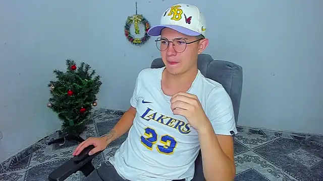 Snapshot of patrik_027 chatting on 01/05/25, 10:29 patrik 027 online show from 01/05/25, 10:29