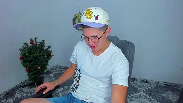 Snapshot of patrik_027 chatting on 01/07/25, 11:58 patrik 027 online show from 01/07/25, 11:58