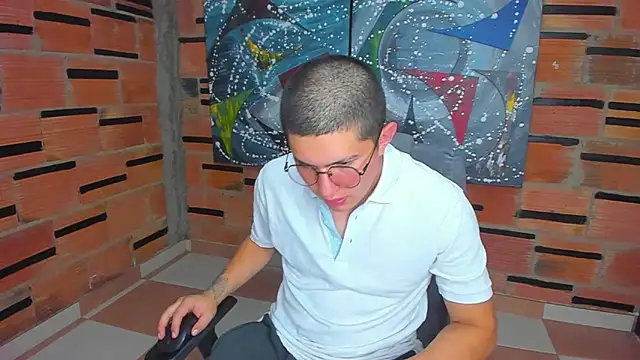 Snapshot of patrik_027 chatting on 01/17/25, 06:23 patrik 027 online show from 01/17/25, 06:23