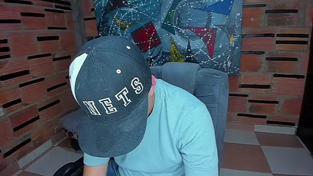 Snapshot of patrik_027 chatting on 02/03/25, 07:42 patrik 027 online show from 02/03/25, 07:42