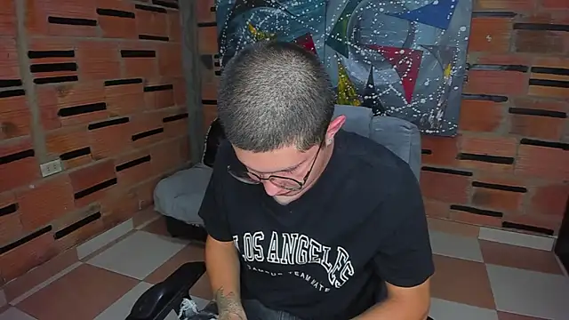 Snapshot of patrik_027 chatting on 02/19/25, 11:46 patrik 027 online show from 02/19/25, 11:46