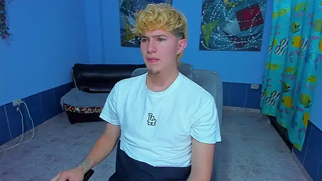 Snapshot of patrik_027 chatting on 09/08/25, 06:29 patrik 027 online show from 09/08/25, 06:29