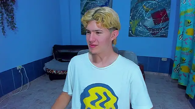 Snapshot of patrik_027 chatting on 09/11/25, 06:30 patrik 027 online show from 09/11/25, 06:30